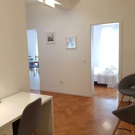 Apartman Three Roses