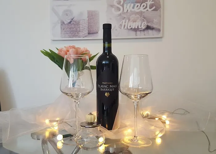 Three Roses Lägenhet *