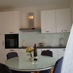 Apartment Three Roses