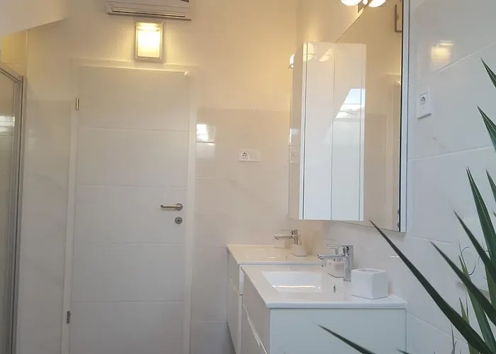 Three Roses Apartament